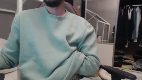 excited222 online show from 28, 10, 2025