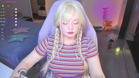 Snapshot of exhoneyangel chatting on 30, 1, 2025 Amy online show from 30, 1, 2025