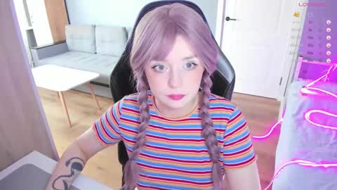 Snapshot of exhoneyangel chatting on 3, 10, 2025 Amy online show from 3, 10, 2025