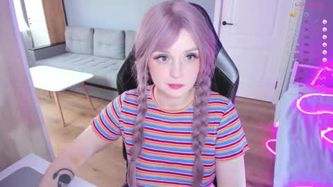 Snapshot of exhoneyangel chatting on 16, 10, 2025 Amy online show from 16, 10, 2025