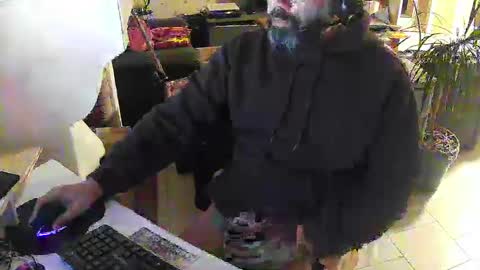Snapshot of exibdevil chatting on 28, 1, 2025 Gio online show from 28, 1, 2025
