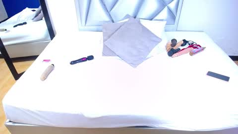 exotic_karmella online show from 22, 1, 2025