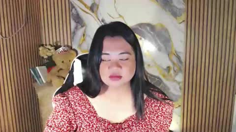 SHANTAL MARIE online show from 5, 2, 2026