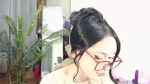 Snapshot of expensive_candyx chatting on 9, 3, 2025 Candy  online show from 9, 3, 2025