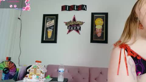 Snapshot of explicitshaybaby chatting on 15, 12, 2025 explicitshaybaby online show from 15, 12, 2025