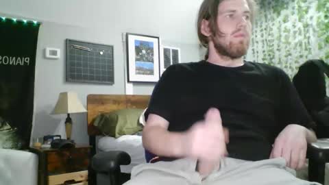 Snapshot of explosive_andyy chatting on 5, 3, 2026 Explosivee andyy online show from 5, 3, 2026