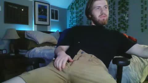 Snapshot of explosive_andyy chatting on 8, 3, 2026 Explosivee andyy online show from 8, 3, 2026