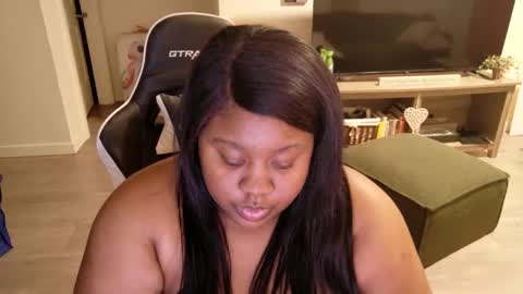 Miss Kitty online show from 3, 2, 2026