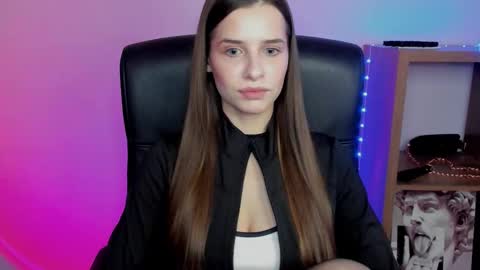 Maya online show from 17, 11, 2025