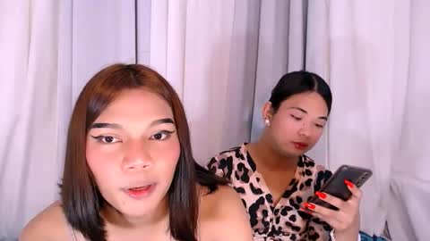 I DO EVERTHING U WANT BECAUSE IM EXTREME LIAN online show from 4, 2, 2026