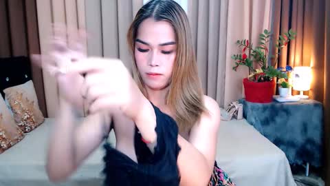 UR SWEET EZRA online show from 12, 1, 2025