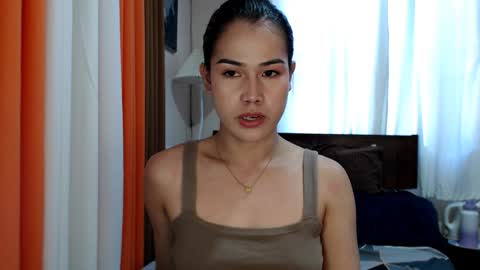 UR SWEET EZRA online show from 2, 12, 2025