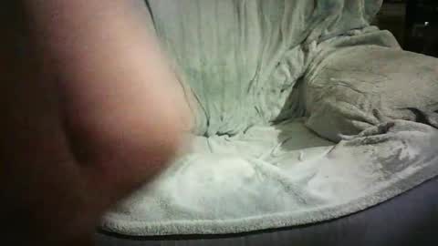 Snapshot of ezyleigh chatting on 7, 1, 2025 Grant something something something something something online show from 7, 1, 2025