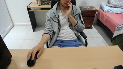 Ezzeq online show from 6, 10, 2025