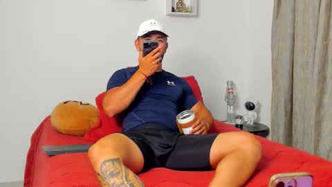 Ezzio Scolaro online show from 14, 1, 2026