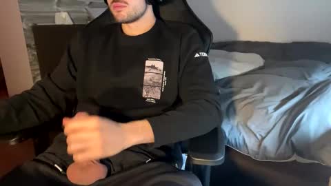 Snapshot of fabian_196 chatting on 20, 1, 2025 Call me bitch online show from 20, 1, 2025