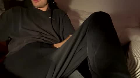 Snapshot of fabian_196 chatting on 7, 2, 2025 Call me bitch online show from 7, 2, 2025