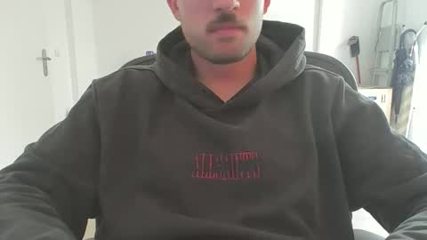 Snapshot of fabian_196 chatting on 5, 10, 2025 Call me bitch online show from 5, 10, 2025