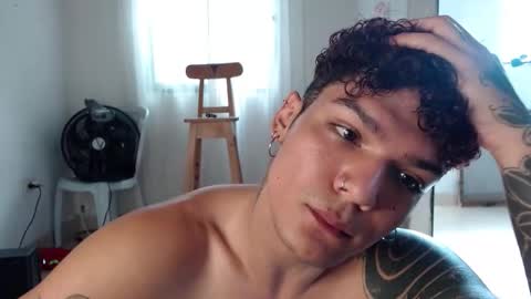 Snapshot of fabrizio_amery chatting on 20, 10, 2025 - A N D E R online show from 20, 10, 2025