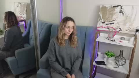 Snapshot of faecavaness chatting on 7, 11, 2025 faecavaness online show from 7, 11, 2025