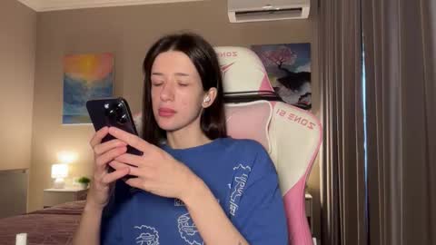 Snapshot of fairy_bloomix chatting on 29, 10, 2025 Bloom online show from 29, 10, 2025