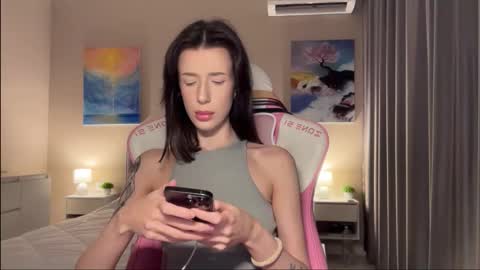 Snapshot of fairy_bloomix chatting on 5, 11, 2025 Bloom online show from 5, 11, 2025