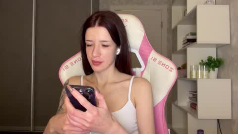 Bloom  online show from 6, 2, 2026