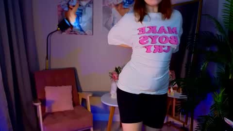 Snapshot of fairy_tara chatting on 15, 11, 2025 Tara online show from 15, 11, 2025