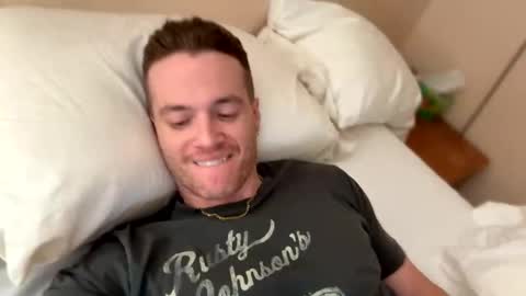 Travis online show from 7, 2, 2025