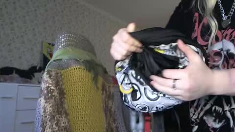 Arisha online show from 15, 10, 2025