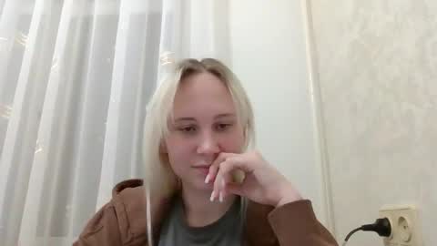 Snapshot of fairyfeller_ chatting on 3, 10, 2025 fairyfeller_ online show from 3, 10, 2025