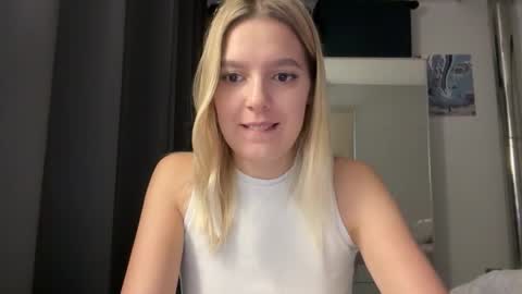 fairyflicker online show from 3, 2, 2026