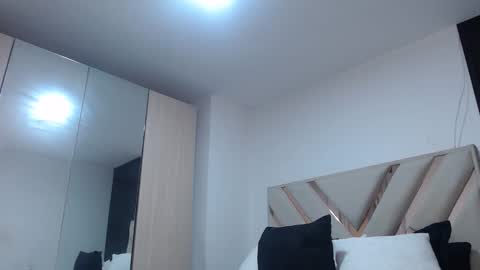 Snapshot of fairylatin chatting on 20, 10, 2025 fairylatin online show from 20, 10, 2025