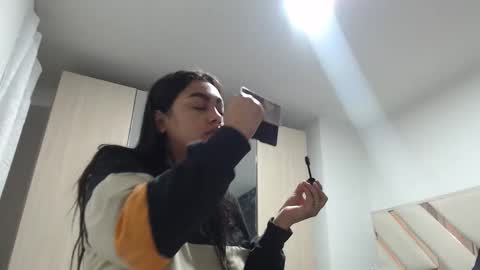 Snapshot of fairylatin chatting on 28, 10, 2025 fairylatin online show from 28, 10, 2025