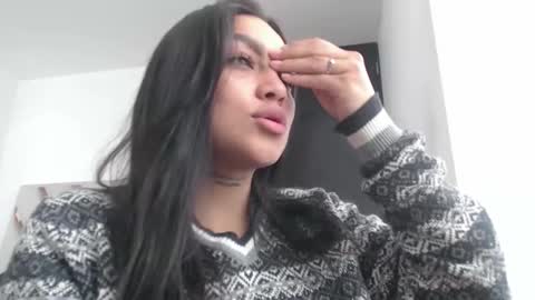 Snapshot of fairylatin chatting on 14, 11, 2025 fairylatin online show from 14, 11, 2025