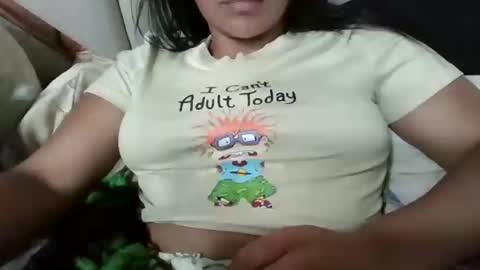 Snapshot of fairylatin chatting on 6, 4, 2026 fairylatin online show from 6, 4, 2026