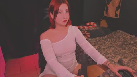 Snapshot of faketattoo chatting on 22, 9, 2025 Angelina and Alice online show from 22, 9, 2025