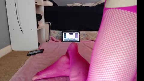 Fallin Skye online show from 17, 2, 2025