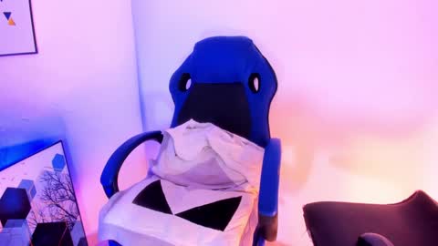 Andrea online show from 7, 2, 2025