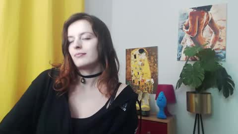 Nadine online show from 6, 1, 2025