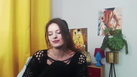 Nadine online show from 18, 1, 2025