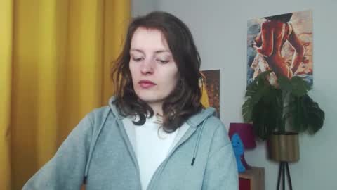 Nadine online show from 1, 10, 2025