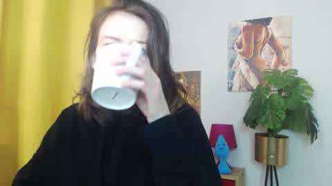 Snapshot of fancynadine chatting on 24, 11, 2025 Nadine online show from 24, 11, 2025