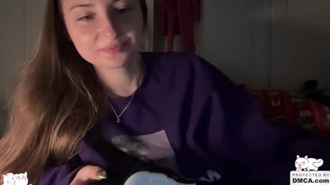 Ella online show from 5, 3, 2026