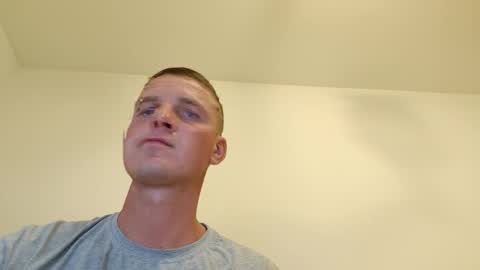 Snapshot of farafonoff chatting on 2, 11, 2025 farafonoff online show from 2, 11, 2025