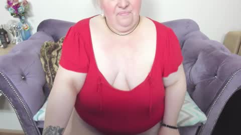 fashiona online show from 9, 1, 2026