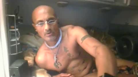 Snapshot of fatheragain8055 chatting on 19, 12, 2025 himthewholetime online show from 19, 12, 2025