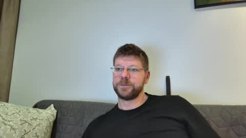 Snapshot of fattenmenow chatting on 19, 12, 2024 fattenmenow online show from 19, 12, 2024