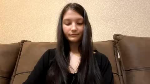 Aurora 18yo online show from 18, 3, 2026