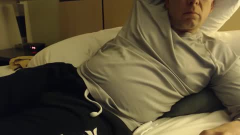 Snapshot of fdguy44 chatting on 5, 4, 2026 K online show from 5, 4, 2026